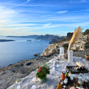 Santorini Sunset Picnic (9)